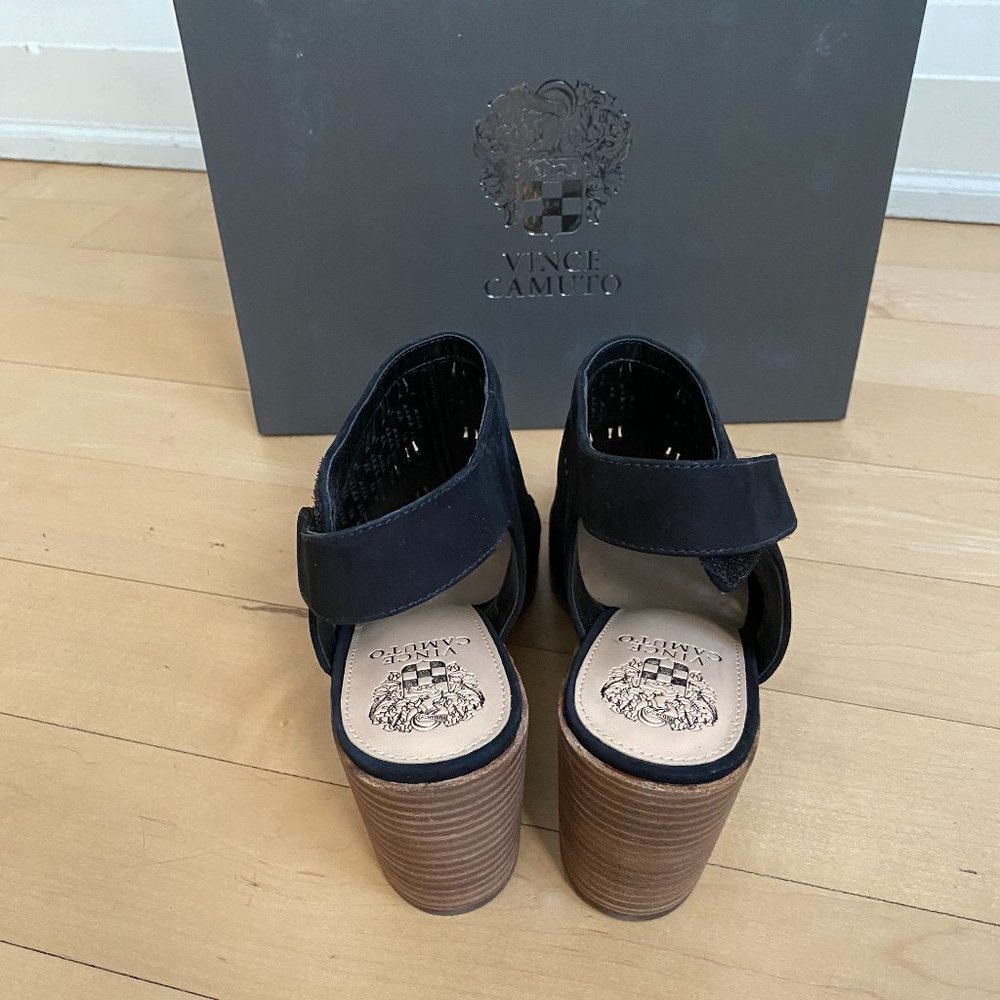 Vince Camuto BNWT Sandals Black "Keannie" - Picture 6 of 13